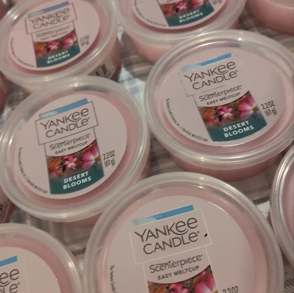 NEW! Yankee Candle Scenterpiece Easy Melt Cups (15)